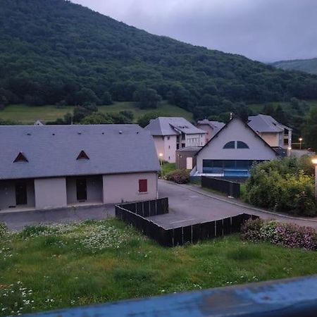 Appartement Avec Cabine Arreau Buitenkant foto