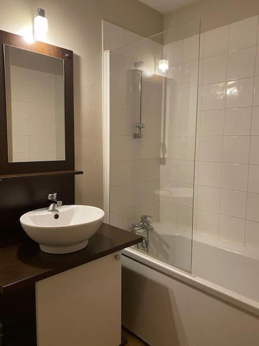 Appartement Avec Cabine Arreau Buitenkant foto
